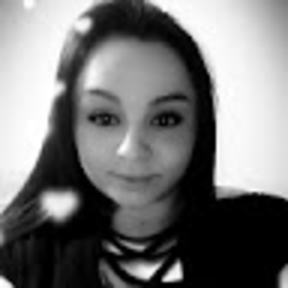 Meet your Posher, Brittani - Picture 1 of 1